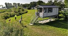 Chalet Kampeer Sneekermeer in RCN De Potten